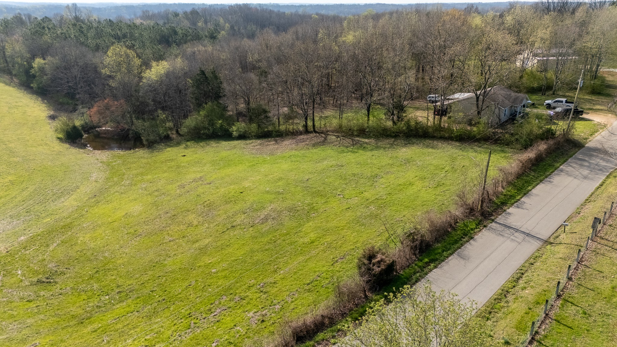 781 Knob Creek Road Lawrenceburg, TN 38464 - Photo 3 of 15