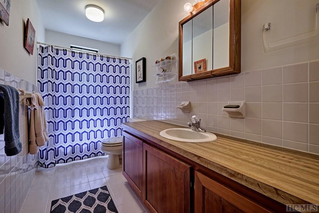 75 Gunpoint Road Cullowhee, NC 28723 - Photo 12 of 23 Gallery Image 12