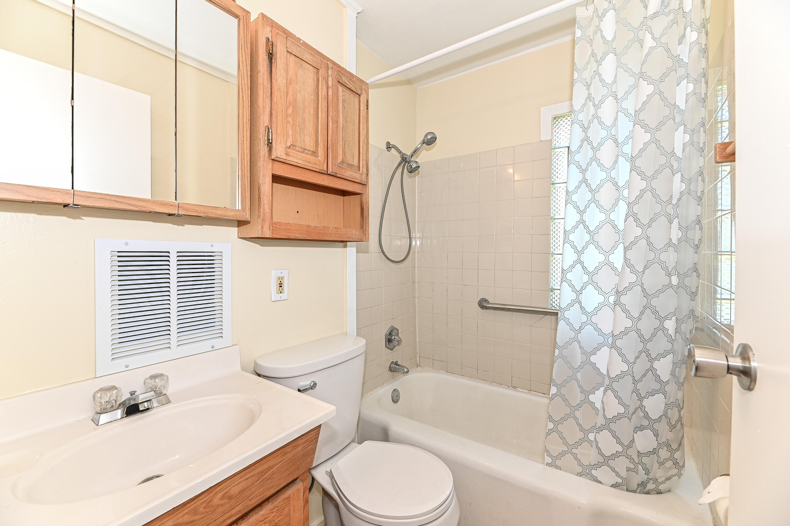 3409 South 20th Street Milwaukee, WI 53215 - Photo 21 of 28 s 20th-21