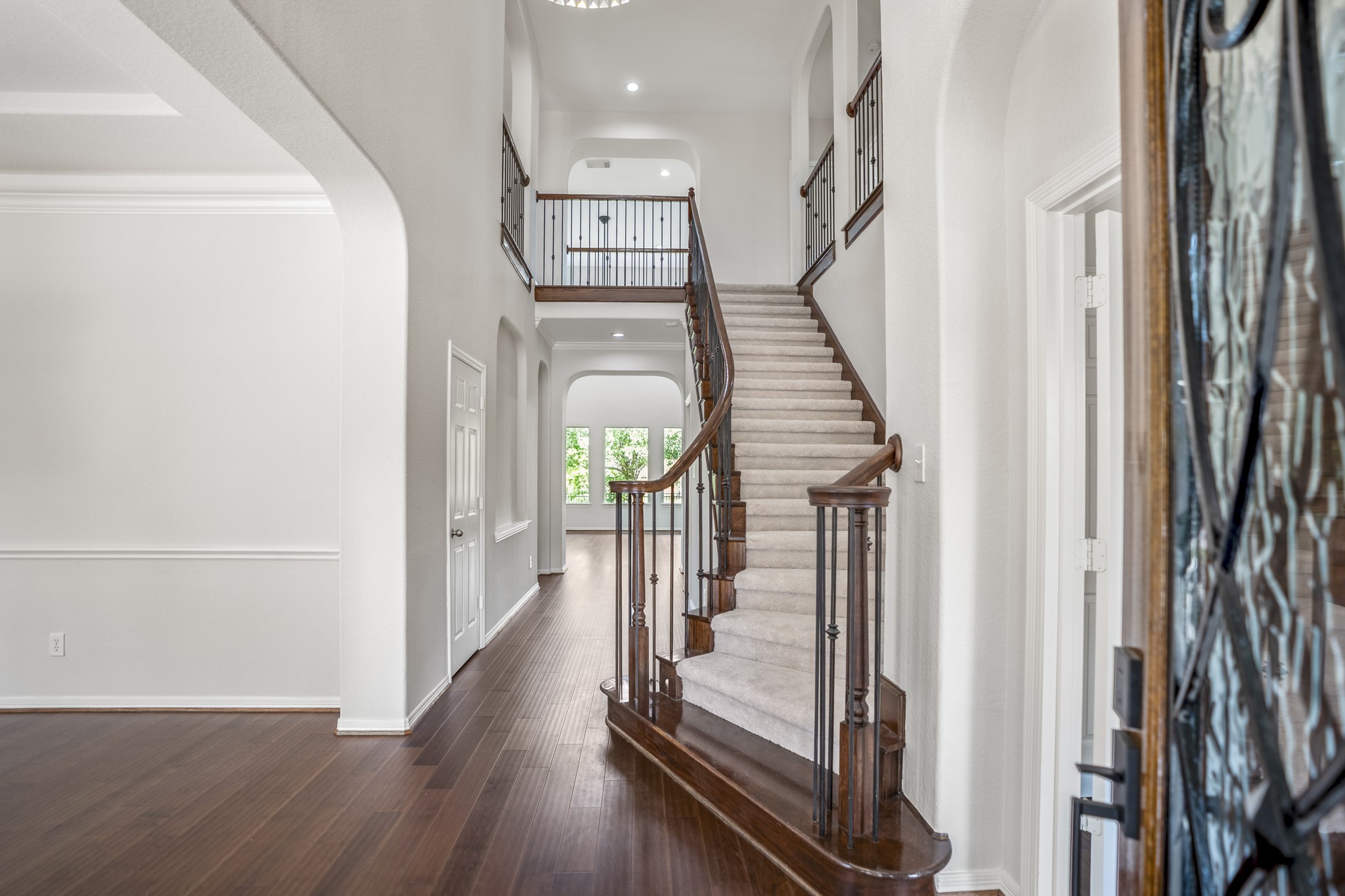 18602 Yorkshire Manor Court Spring, TX 77379 - Photo 3 of 50 a view of entryway with wooden floor