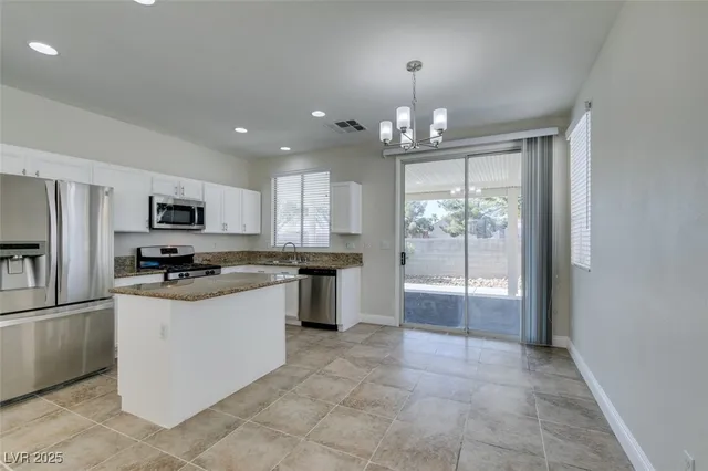 $1,975 | 5747 Bear Springs Street, North Las Vegas, NV 89031