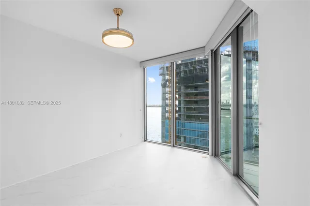 $689,000 | 2900 Northeast 7th Avenue, Unit 1409, Miami, FL 33137