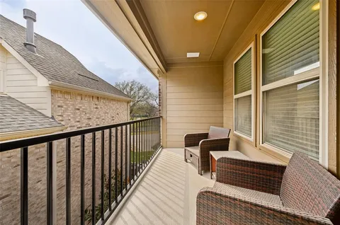 $457,999 | 744 Patriot Lane, Irving, TX 75060