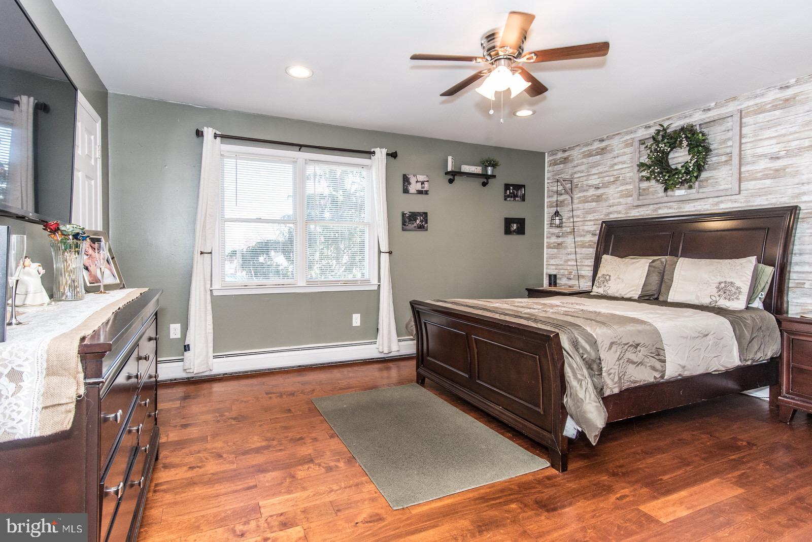 9226 Annapolis Road Philadelphia, PA 19114 - Photo 33 of 56 Gallery Image 33