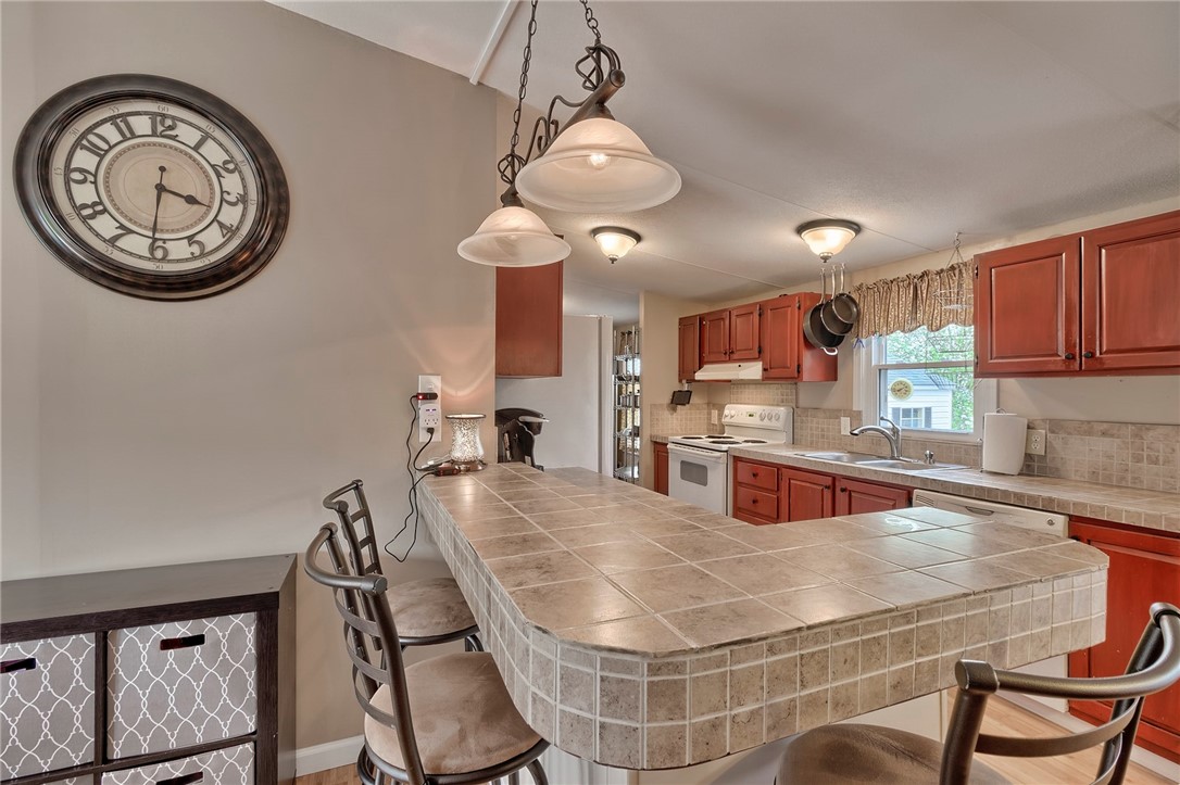 206 Mountain Estates Road Pickens, SC 29671 - Photo 11 of 33