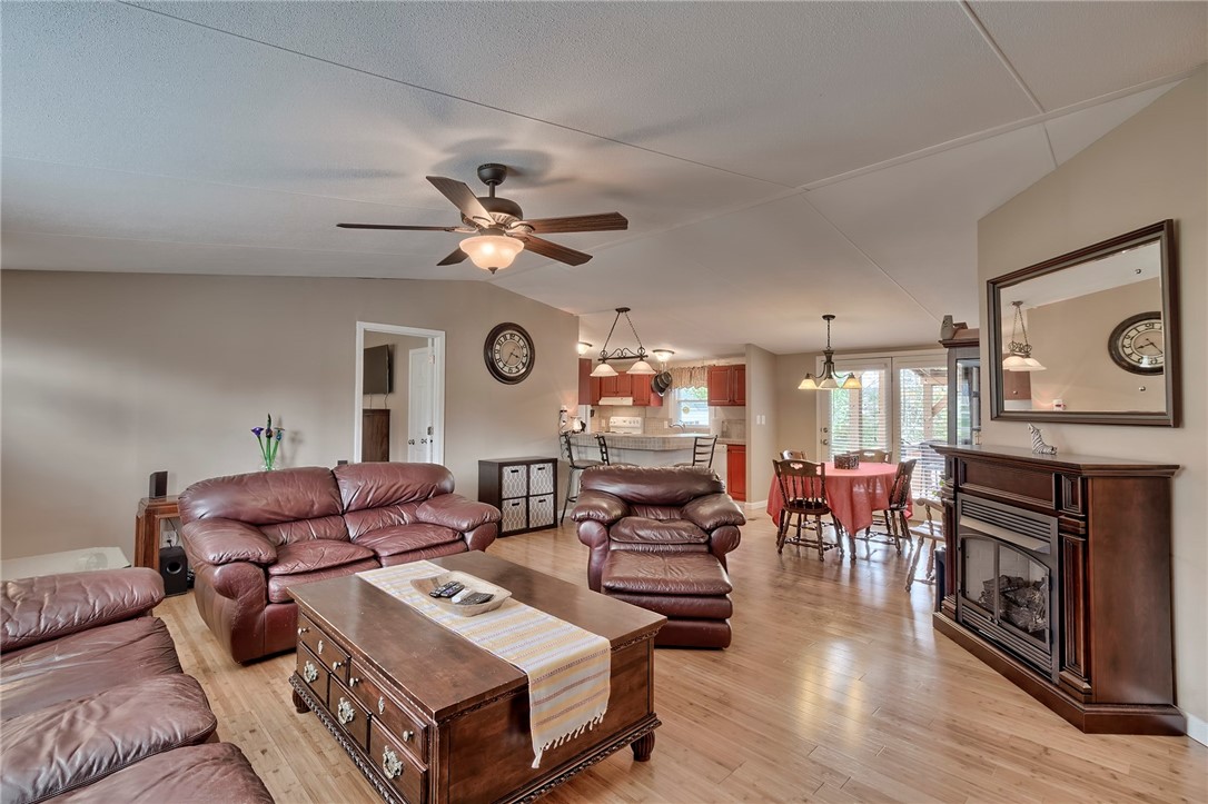 206 Mountain Estates Road Pickens, SC 29671 - Photo 5 of 33