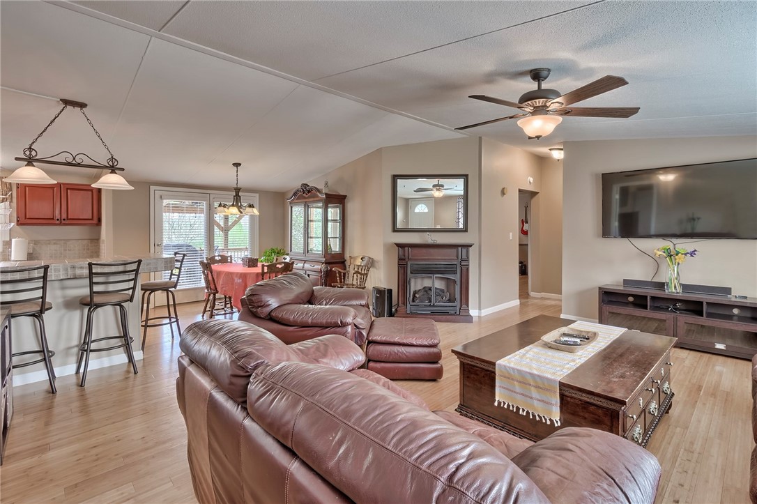 206 Mountain Estates Road Pickens, SC 29671 - Photo 6 of 33