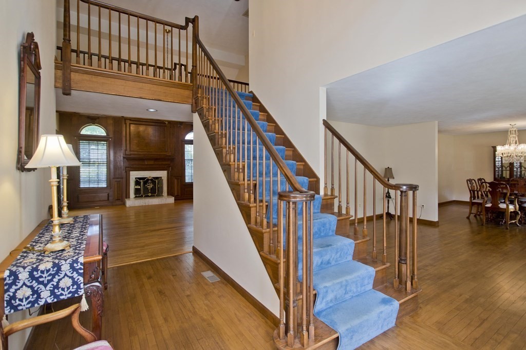 130 Bridle Path Road Chicopee, MA 01013 - Photo 3 of 38