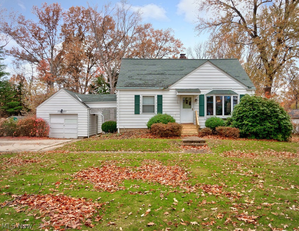 7565 Johnnycake Ridge Road Mentor, OH 44060 - Photo 1 of 23 Gallery Image 1