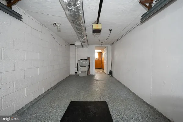 $2,200 | 130 Ivy Court, Upper Darby, PA 19082