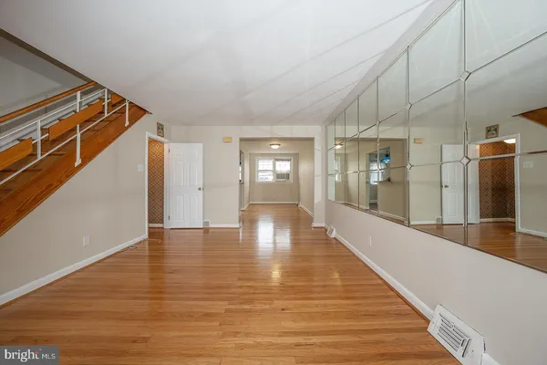 $2,200 | 130 Ivy Court, Upper Darby, PA 19082