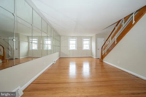 $2,200 | 130 Ivy Court, Upper Darby, PA 19082