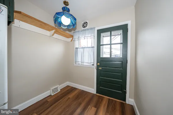 $2,200 | 130 Ivy Court, Upper Darby, PA 19082