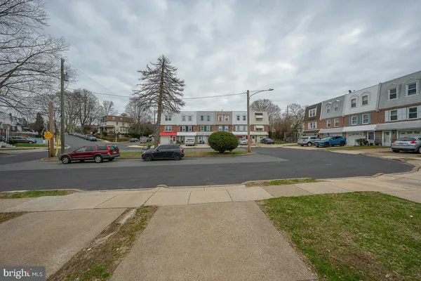 $2,200 | 130 Ivy Court, Upper Darby, PA 19082