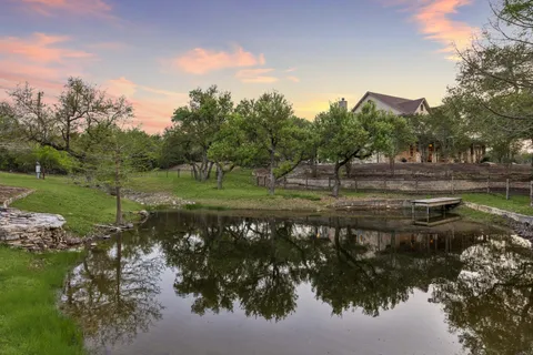 $1,200,000 | 13 Carriage House Lane, Austin, TX 78737
