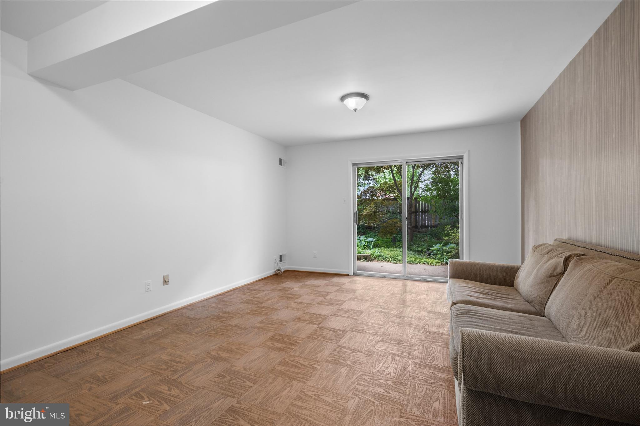 514 West Deer Park Road, Unit 18F Gaithersburg, MD 20877 - Photo 23 of 30