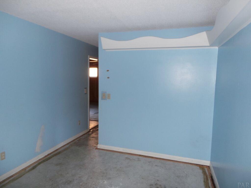 6330 Helms Road Pensacola, FL 32526 - Photo 10 of 27 Gallery Image 10