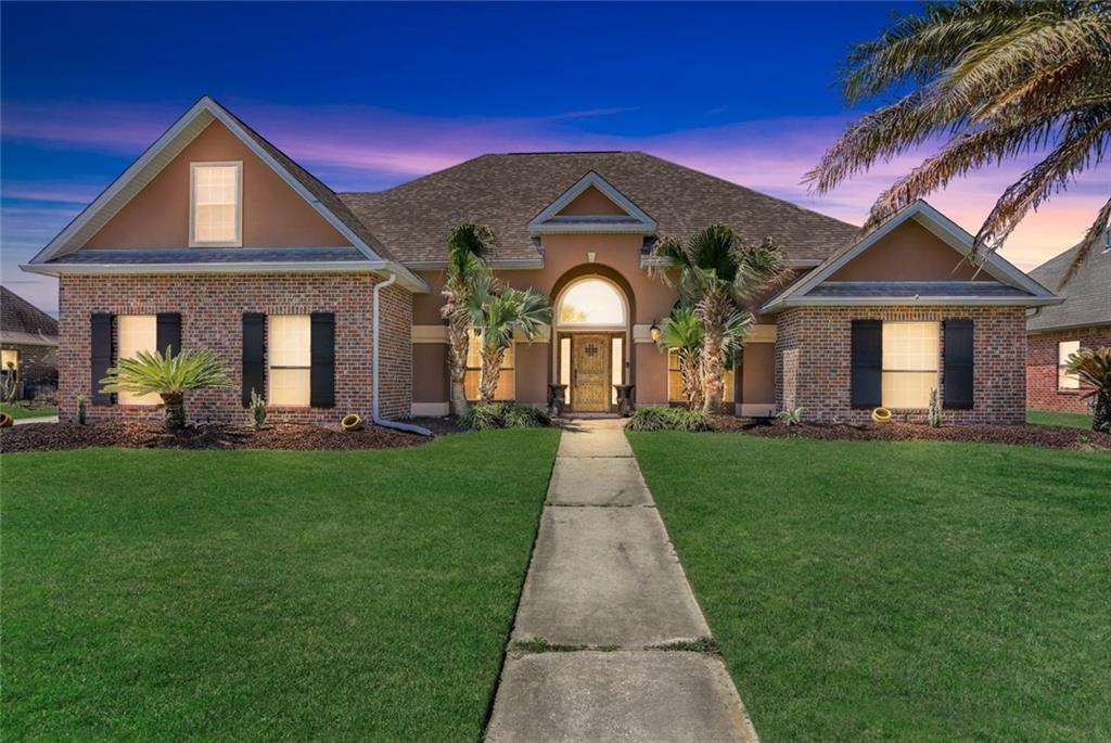 245 Masters Point Court Slidell, LA 70458 - Photo 1 of 25 Gallery Image 1