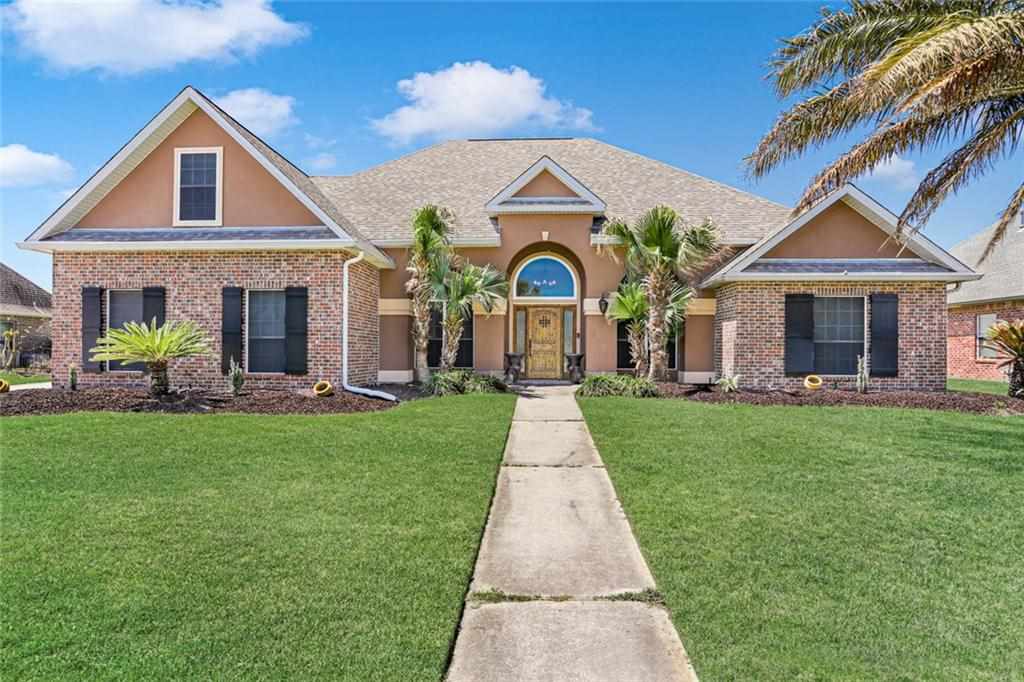245 Masters Point Court Slidell, LA 70458 - Photo 3 of 25 Gallery Image 3
