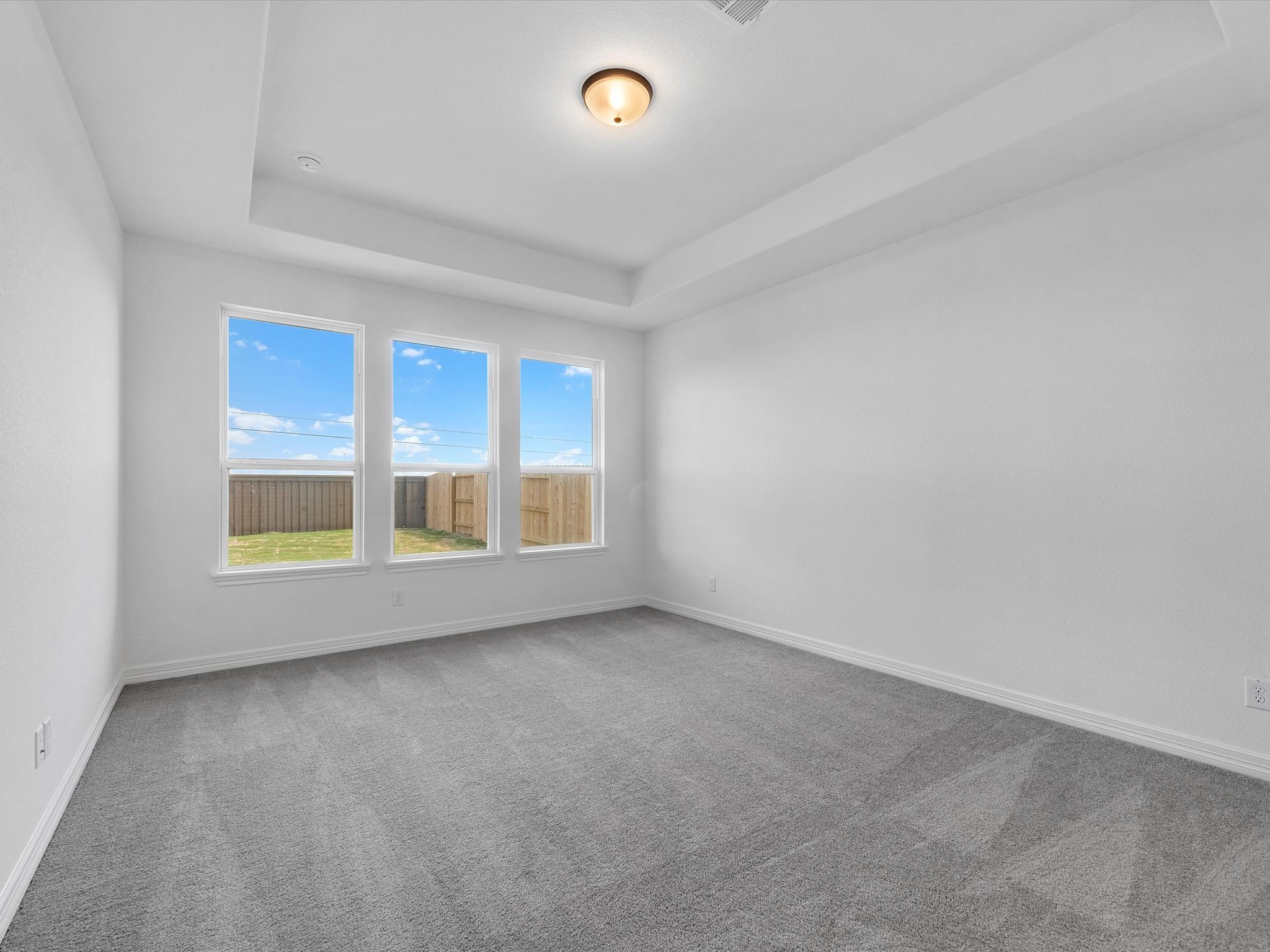 511 Selaura Street Rosenberg, TX 77471 - Photo 13 of 30 a view of an empty room with a window