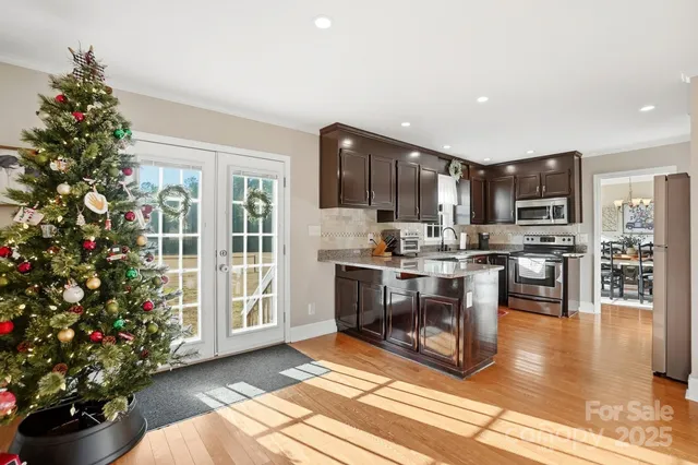 $649,900 | 8010 Silver Maple Lane, Mint Hill, NC 28227