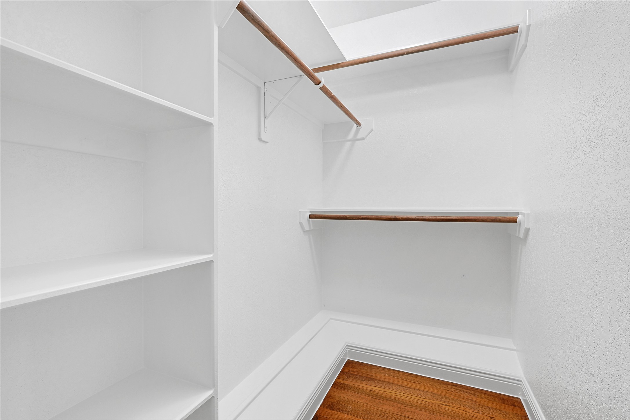 8502 Detroit Street, Unit D Houston, TX 77017 - Photo 19 of 23 Walk in closet