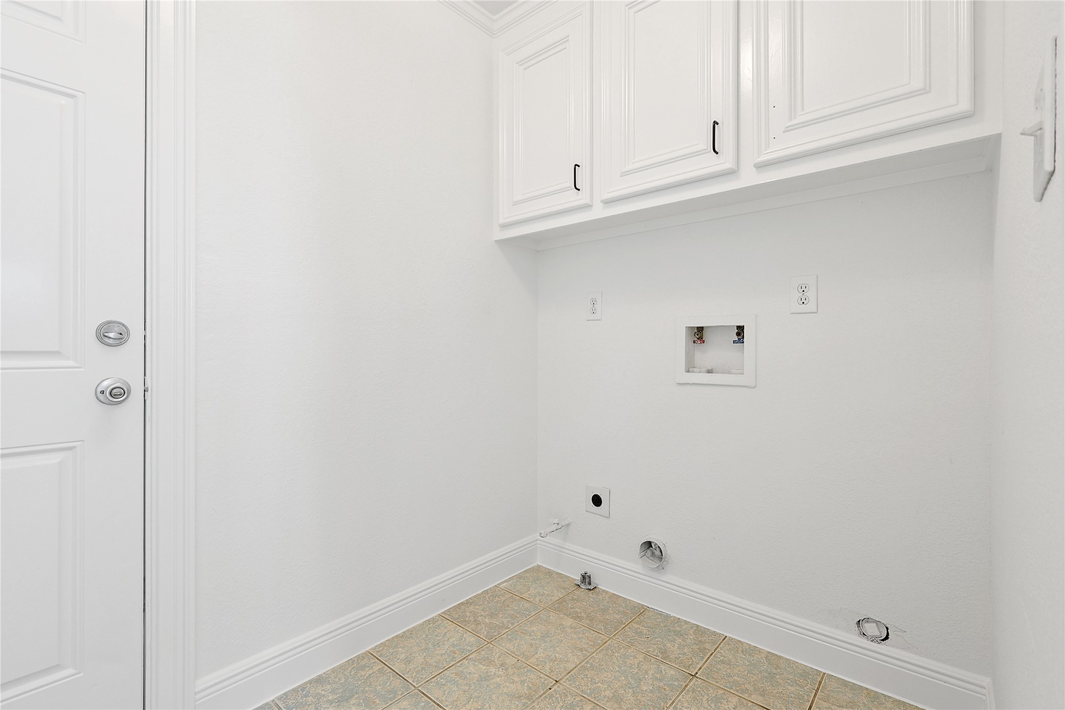 8502 Detroit Street, Unit D Houston, TX 77017 - Photo 9 of 23 Laundry room