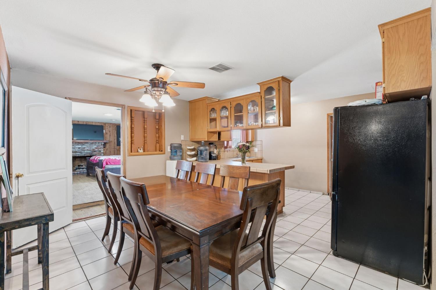 40694 Pearl Road Cutler, CA 93615 - Photo 9 of 30