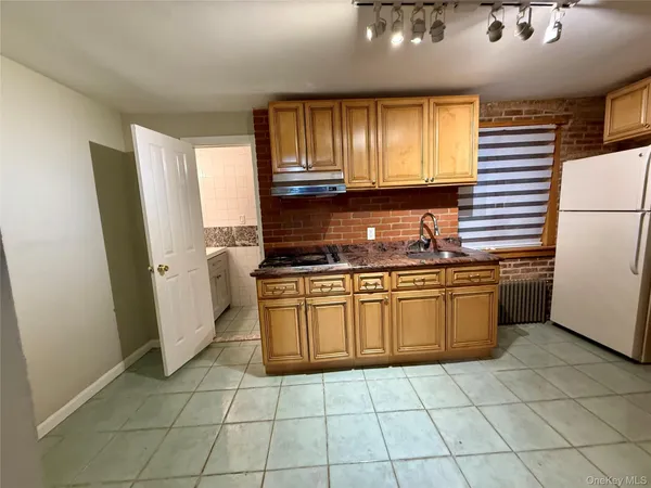 $2,175 | 57-41 58th Street, Unit 1 | Maspeth
