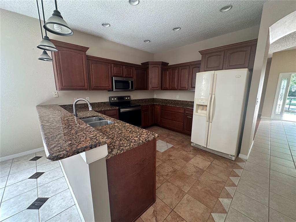 330 Streamview Way Winter Springs, FL 32708 - Photo 6 of 17 Gallery Image 6