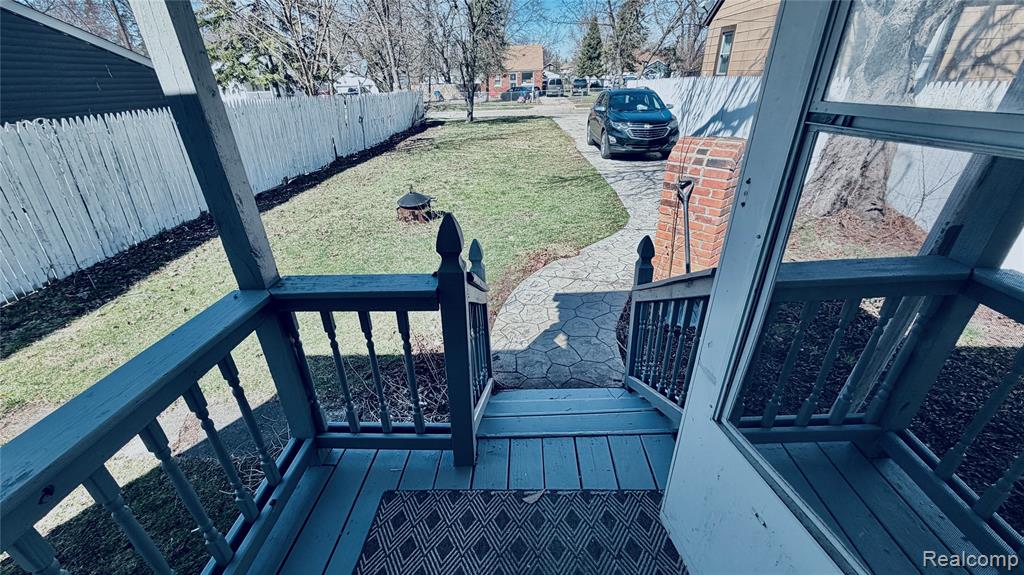 7540 Prospect Avenue Warren, MI 48091 - Photo 2 of 11