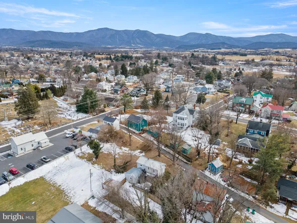 $267,500 | 115 East Page Street, Luray, VA 22835