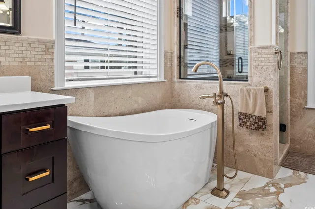 $2,050,000 | 414 40th Avenue North, Myrtle Beach, SC 29577