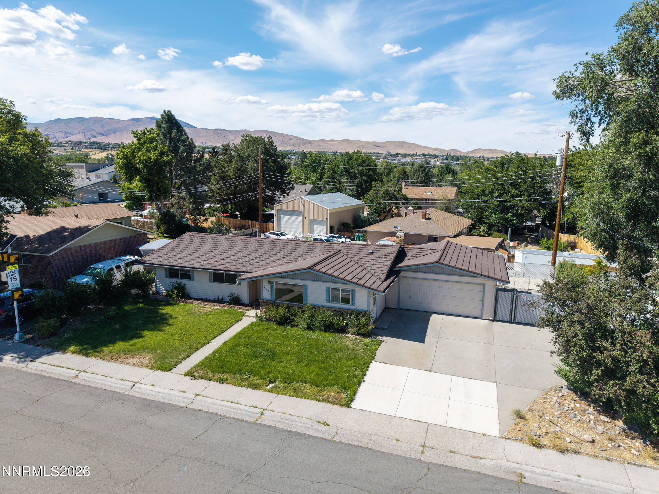 2501 Trentham Way Reno, NV 89509 - Photo 2 of 36 Trentham2501-032