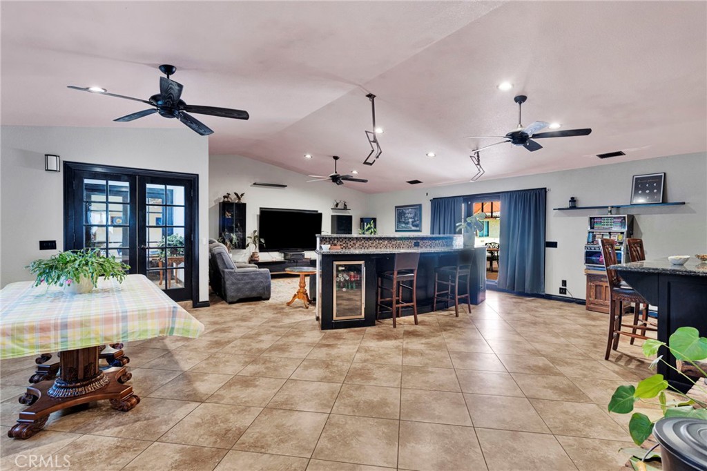 13863 Pamlico Road Apple Valley, CA 92307 - Photo 15 of 75