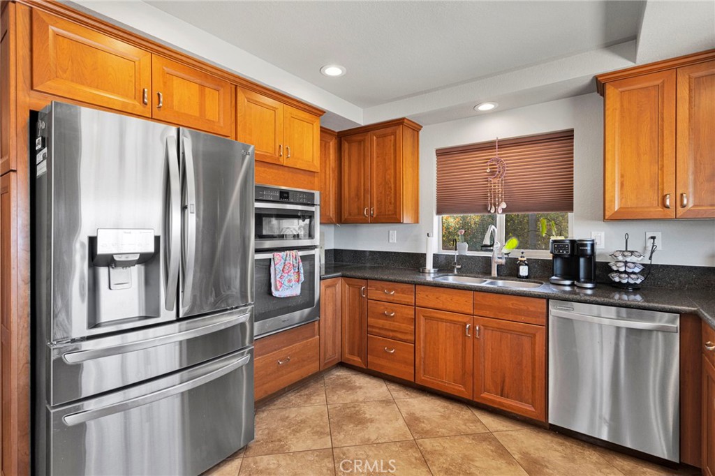 13863 Pamlico Road Apple Valley, CA 92307 - Photo 28 of 75