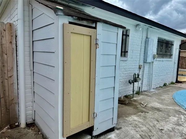 $310,000 | 12834 Glenwolde Drive, Houston, TX 77099