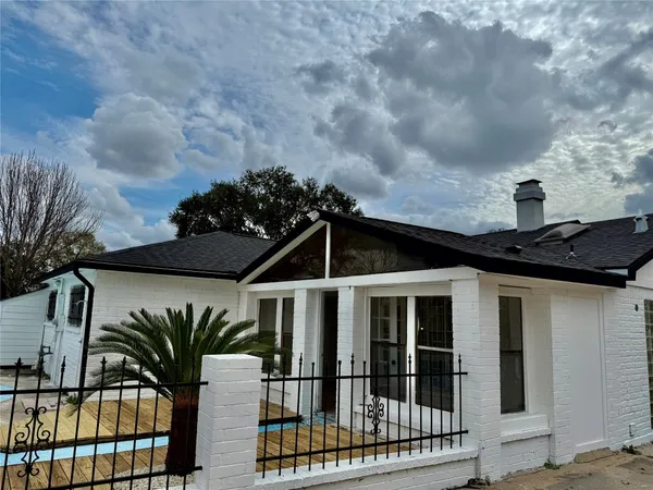 $310,000 | 12834 Glenwolde Drive, Houston, TX 77099