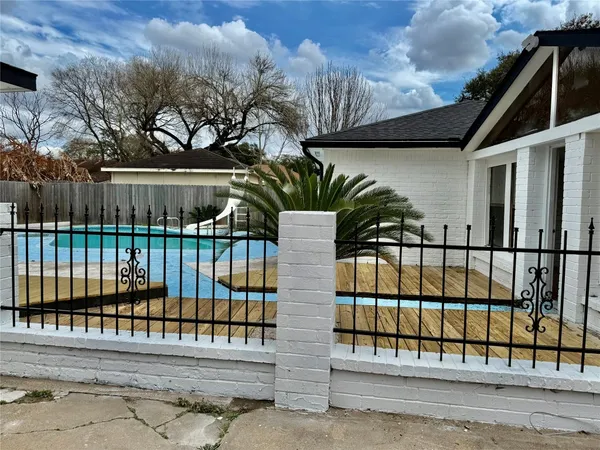 $310,000 | 12834 Glenwolde Drive, Houston, TX 77099