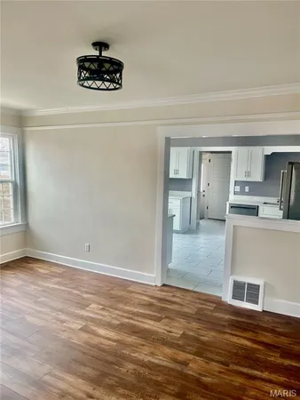 $249,900 | 141 North Messmer Street, Scott City, MO 63780