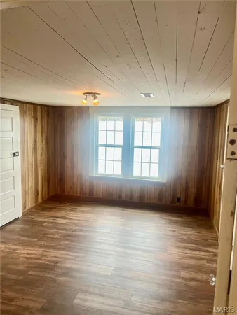 $249,900 | 141 North Messmer Street, Scott City, MO 63780