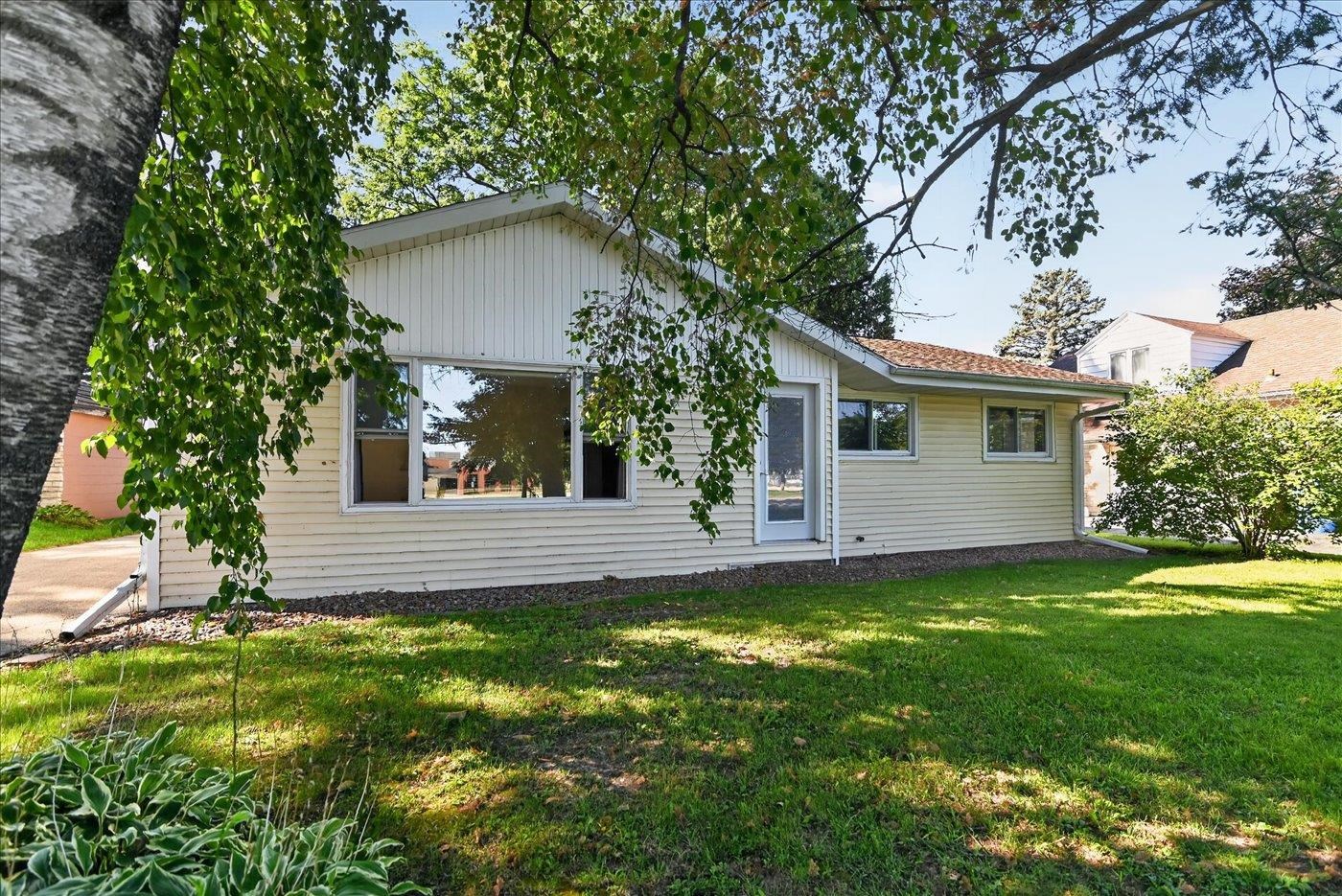 4351 Windsor Road Windsor, WI 53598 - Photo 7 of 44 Gallery Image 7