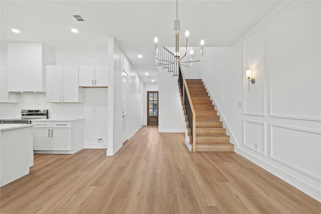 3835 Spence Street Dallas, TX 75215 - Photo 5 of 29