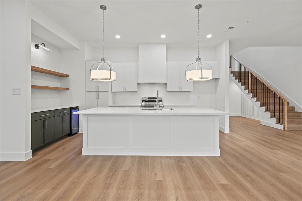 3835 Spence Street Dallas, TX 75215 - Photo 7 of 29