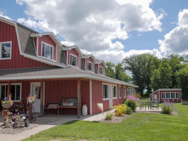 $1,550,000 | 50808 141st Avenue, Verndale, MN 56481