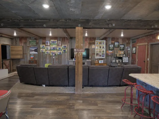 $1,550,000 | 50808 141st Avenue, Verndale, MN 56481