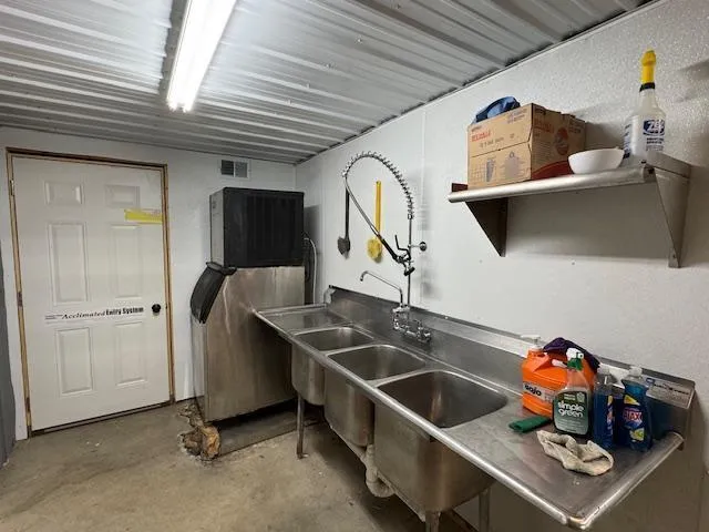 $1,550,000 | 50808 141st Avenue, Verndale, MN 56481