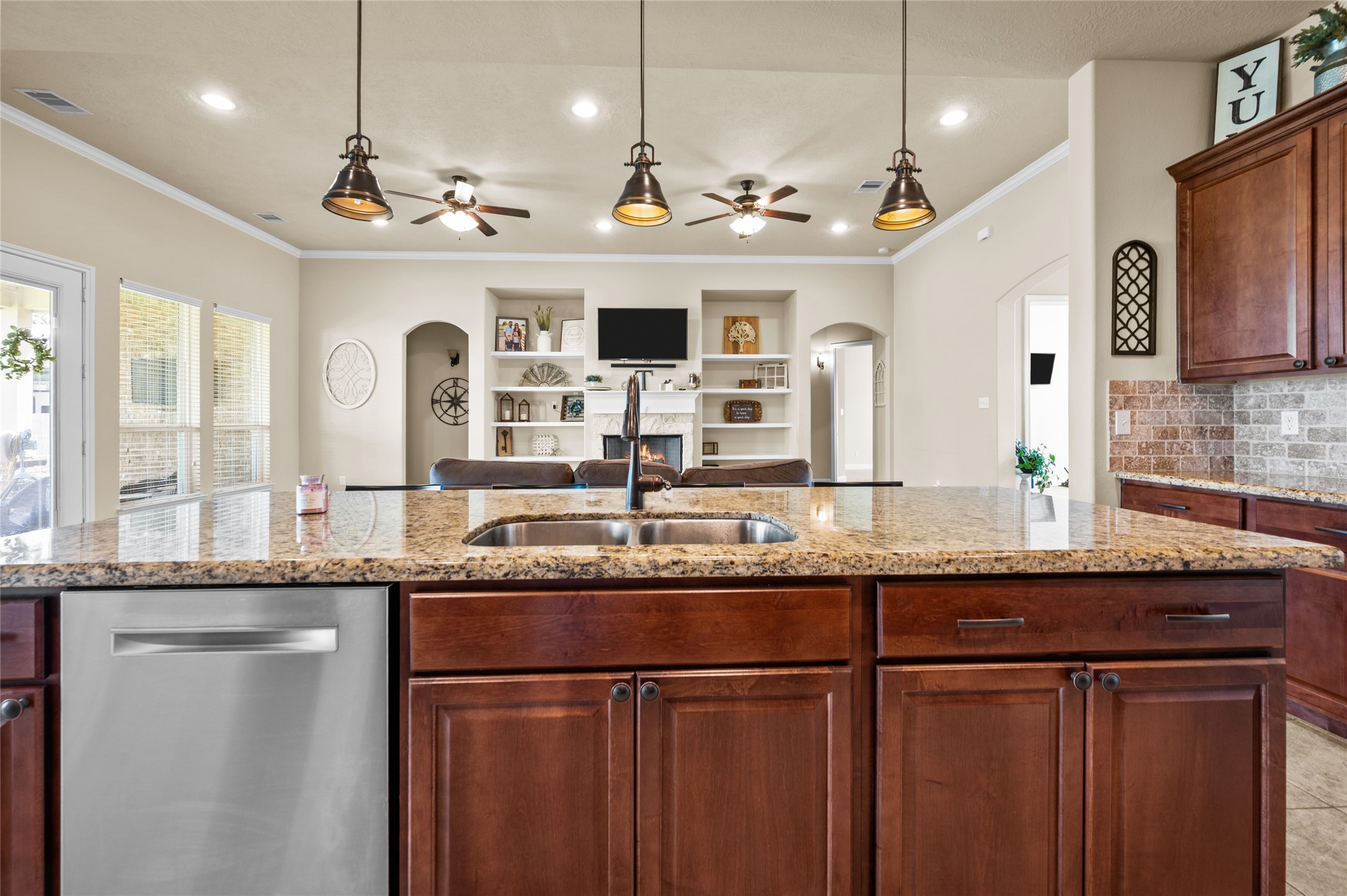 5111 Camp Creek Road Baytown, TX 77523 - Photo 16 of 49