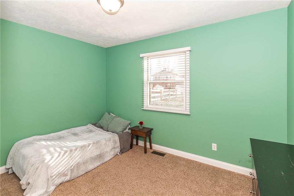 8805 West Butternut Road Muncie, IN 47304 - Photo 14 of 22 Gallery Image 14