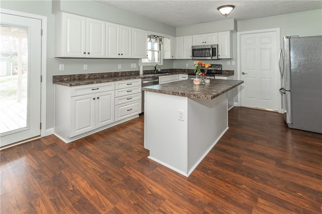 8805 West Butternut Road Muncie, IN 47304 - Photo 8 of 22 Gallery Image 8